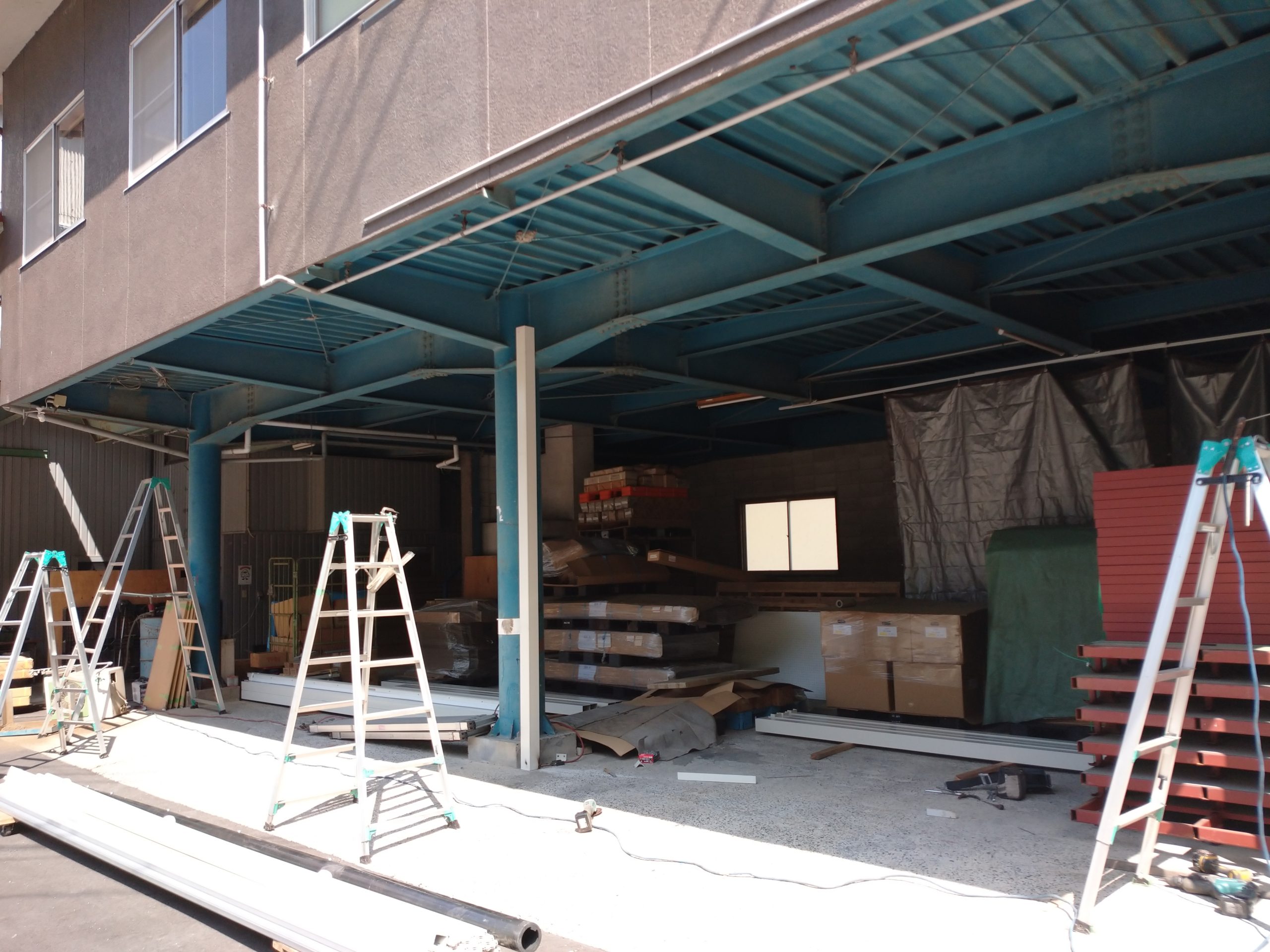 シャッター工事①